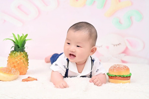 和田两岁宝宝晚上哭